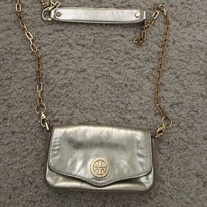 Small Gold Tory Burch Purse
